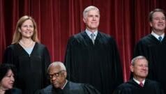 टैरिफ़ रद्द करने पर ट्रंप ने सुप्रीम कोर्ट के जजों पर किया हमला, जिन्हें ख़ुद नियुक्त किया, वे भी हुए ख़िलाफ़