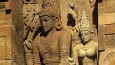 “ராஜராஜ சோழனின் உண்மையான பெயர்” ; சோழர்கள் வடமொழியில் பெயர் சூட்டிக் கொண்டனரா?