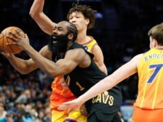 Cavaliers hold off Hornets for seventh straight win