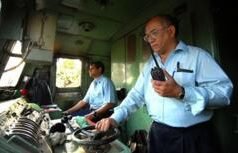 ‘આવી નોકરી ન કરી શકીએ, અમને સેવાનિવૃત્ત કરો,’ 72 લૉકો પાઇલટોએ રેલવેને લખેલા પત્રમાં શું લખ્યું છે?