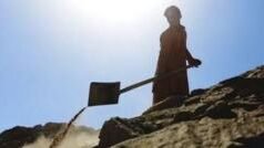 پاکستان کے بجائے دیگر ممالک سے چھ لاکھ ڈالر کی ریت درآمد: افغانستان میں ’بڑھتی تعمیراتی سرگرمیاں‘ کیا ظاہر کرتی ہیں؟