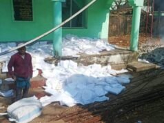 ତାଲା ପଛରେ ରହିଗଲା ସୁରକ୍ଷା କବଚ,ବ୍ଲକ କାର୍ଯ୍ୟାଳୟରୁ ମିଳିଲା ହଜାର ହଜାର ପିପିଇ କିଟ୍