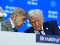 भारत और पाकिस्तान में परमाणु युद्ध होने वाला था, टैरिफ घटाकर ट्रंप ने पुराना राग अलापा