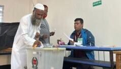 দুই সপ্তাহ পর আবারও গণভোটের সংশোধিত ফল প্রকাশ, কমলো ১০ লাখ ৭৩ হাজারের বেশি ভোট