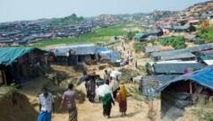 কক্সবাজারের উখিয়ায় ক্যাম্পের বাইরে ১৫০০র বেশি রোহিঙ্গা আটক