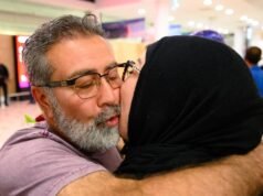 On the first trip from Dubai, war-torn Australians arrive house.