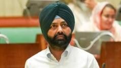 ਸਰਕਾਰੀ ਮੁਲਾਜ਼ਮ ਦੀ ਕਥਿਤ ਖੁਦਕੁਸ਼ੀ ਮਾਮਲੇ ’ਚ ਸੀਐੱਮ ਭਗਵੰਤ ਮਾਨ ਨੇ ਟਰਾਂਸਪੋਰਟ ਮੰਤਰੀ ਲਾਲਜੀਤ ਭੁੱਲਰ ਤੋਂ ਲਿਆ ਅਸਤੀਫ਼ਾ, ਹੁਣ ਤੱਕ ਕੀ ਪਤਾ