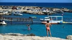 وہ ملک جہاں سیاحت عروج پر تھی، مگر پھر ایک ڈرون آ گرا