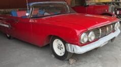 આ ગુજરાતી પાસે છે 250 કરતાં વધુ વિન્ટેજ કાર, મિસાઇલ લૉન્ચર સહિતનો ખજાનો