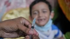 বাংলাদেশে হঠাৎ শিশুদের মধ্যে হামের প্রকোপ – কেন, কী ব্যবস্থা নেওয়া হচ্ছে