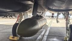 ஹோர்மூஸ் நீரிணை அருகே நிலத்துக்குள் ஊடுருவி தாக்கும் குண்டுகளை அமெரிக்கா வீசியது ஏன்?