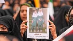 இரானில் பள்ளி மீது வீசப்பட்ட குண்டு – வியட்நாம் முதல் காஸா வரை, போர்களில் குழந்தைகளின் நிலை என்ன?