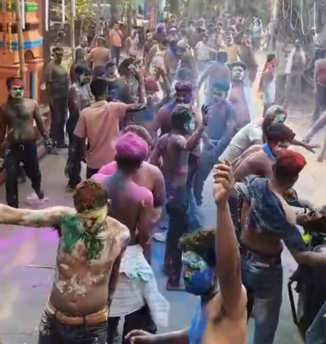 ଝାଡ଼ପଟା ମେଳଣ ଅବିର ଖେଳରେ ଶେଷ