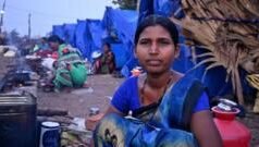 ‘‘రాత్రి పడుకున్నప్పుడు పాములు మా పక్కనే తిరుగుతుంటాయి, కానీ ఏమీ చేయలేం’’