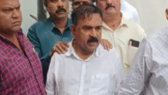 ਕੌਣ ਹੈ ਅਸ਼ੋਕ ਖਾਰਤ ਜਿਸ ਉੱਤੇ ਗਰਭਵਤੀ ਔਰਤ ਦੇ ਜਿਨਸੀ ਸ਼ੋਸ਼ਣ ਤੋਂ ਲੈ ਕੇ, ਔਰਤਾਂ ਨੂੰ ‘ਮੰਤਰ ਵਾਲਾ ਜਲ’ ਪਿਲਾਉਣ ਦੇ ਇਲਜ਼ਾਮ ਲੱਗੇ