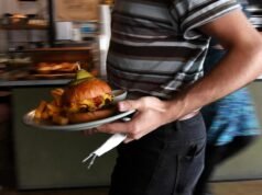 Unions demand an extra week of annual leave for workers