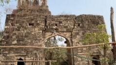 आयतुल्लाह अली ख़ामेनेई की मौत के बाद उत्तर प्रदेश का ये गाँव क्यों चर्चा में