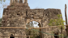 ਅਯਾਤੁੱਲਾ ਅਲੀ ਖ਼ਾਮੇਨਈ ਦੀ ਮੌਤ ਤੋਂ ਬਾਅਦ ਉੱਤਰ ਪ੍ਰਦੇਸ਼ ਦਾ ਇਹ ਪਿੰਡ ਚਰਚਾ ਵਿੱਚ ਕਿਉਂ ਹੈ