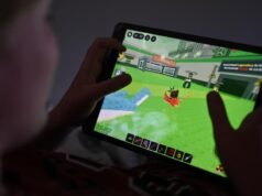 Desktop time restriction: hardly sufficient to protect children