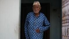 ‘मेल्यावर इथं दफन करण्याएवढी जागा मिळावी’, मीर जाफरच्या वंशजांची नावं मतदार यादीतून वगळल्याचं प्रकरण काय?