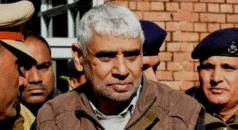 ਰਾਮਪਾਲ 11 ਸਾਲ ਬਾਅਦ ਪਹਿਲੀ ਵਾਰ ਜੇਲ੍ਹ ਤੋਂ ਬਾਹਰ, ਜਾਣੋ ਕਿਸ ਆਧਾਰ ‘ਤੇ ਮਿਲੀ ਜ਼ਮਾਨਤ ਤੇ ਕੀ ਹਨ ਉਨ੍ਹਾਂ ਨਾਲ ਜੁੜੇ ਵਿਵਾਦ