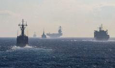 امریکی بحریہ آبنائے ہرمز کی ناکہ بندی کیسے کرے گی اور ایران پر اس کے اثرات کیا ہوں گے؟