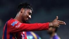 ஐபிஎல் களத்தில் புதிய நாயகன்: கடைசிக் கட்டத்தில் சிக்சர் மழை பெய்து ஆட்டத்தையே மாற்றிய ‘இளம் சூறாவளி’