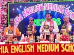 ଡେଜିନିଙ୍ଗ ଷ୍ଟାର ପତ୍ରିକାକୁ ଉନ୍ମୋଚନ କଲେ ଜିଲ୍ଲାପାଳ