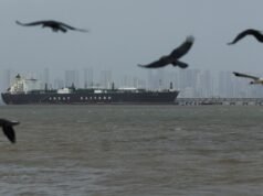 स्ट्रेट ऑफ होर्मुज पर पकड़ टाइट करने की तैयारी, मुस्लिम देश संग क्या खिचड़ी पका रहा ईरान?