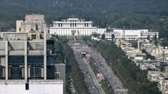 امریکہ ایران مذاکرات: اسلام آباد کا فائیو سٹار ہوٹل حکومتی تحویل میں، جڑواں شہروں میں پبلک ٹرانسپورٹ اور بھاری ٹریفک معطل