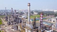ইস্টার্ন রিফাইনারি তীব্র সংকটে, তেল শোধনাগারটির ভবিষ্যৎ কী?
