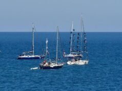 Israel stops Gaza aid ships in international waters