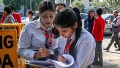 सीबीएसई रिज़ल्टः इस बार इतना क्यों गिरा परीक्षा पास करने वाले छात्रों का प्रतिशत